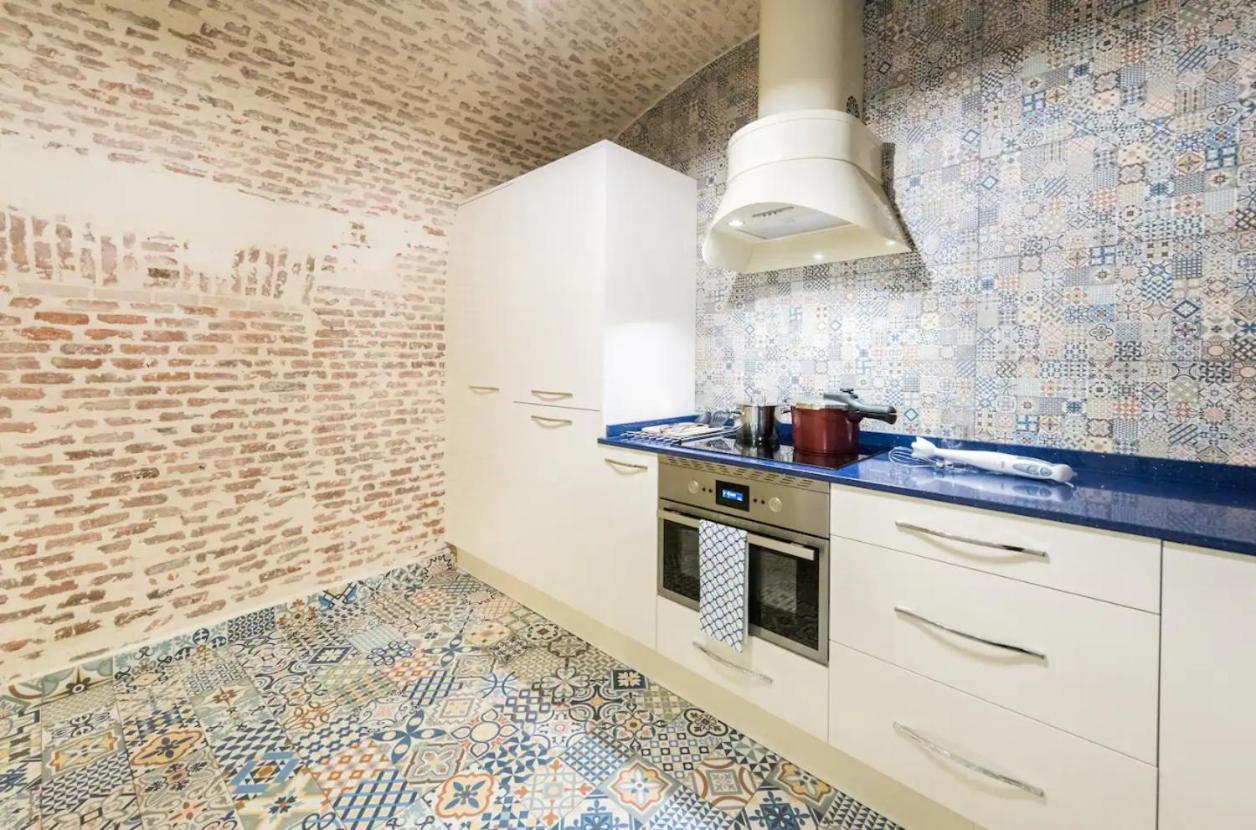 Chueca - Apartamento tranquilo para 4 personas Madrid Exterior foto