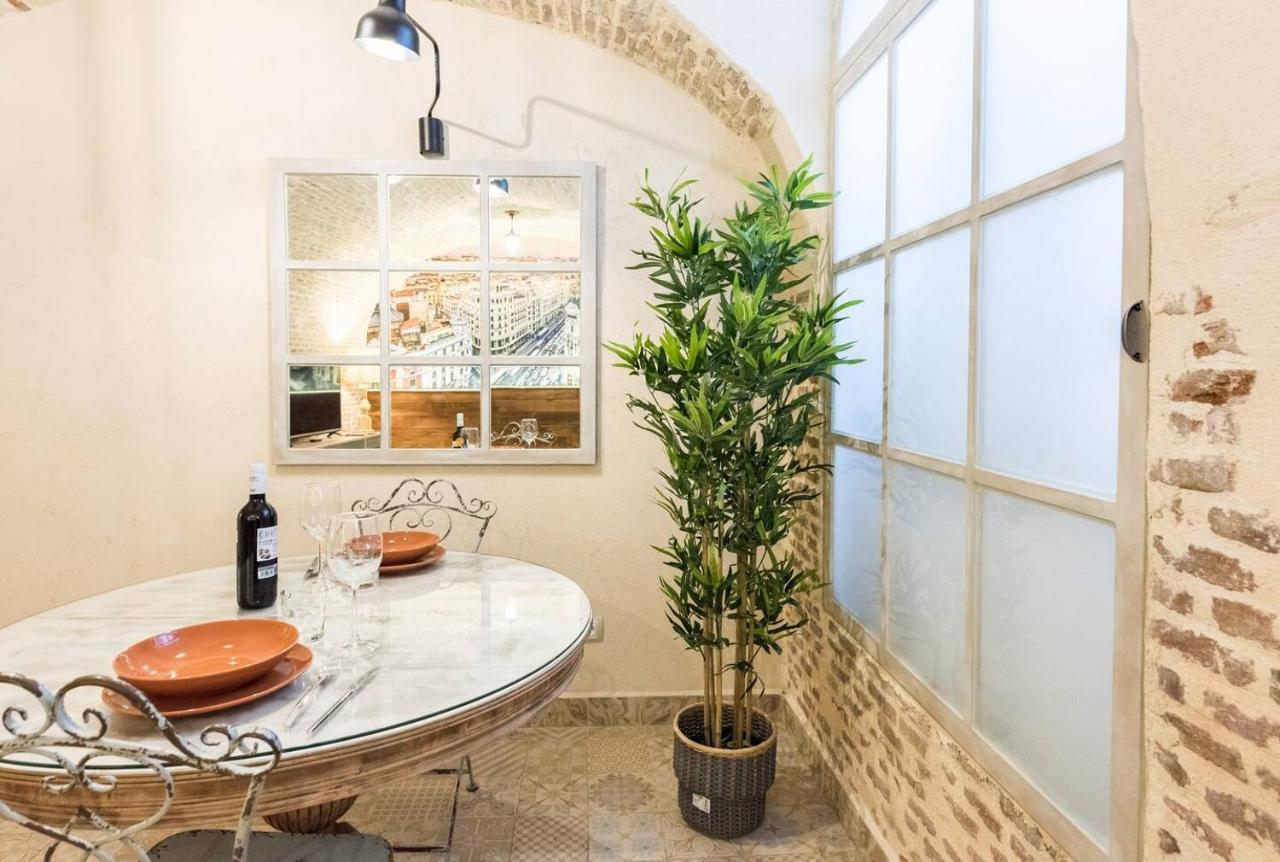 Chueca - Apartamento tranquilo para 4 personas Madrid Exterior foto